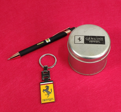 Lotto gadget ferrari - gadget,